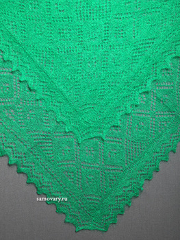 Оренбургский пуховый платок-паутинка зеленого цвета, арт. A 110-12