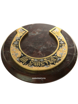 Позолоченная подкова "На счастье" на подставке из яшмы, Златоуст