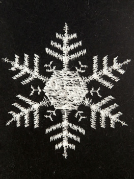 Валенки детские артикул 210В-76 крашеные с вышивкой