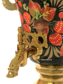 Электрический самовар 1,5 литра с художественной росписью "Клубника на черном" арт. 110597