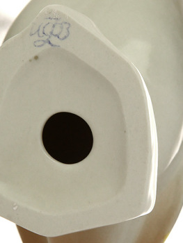 Скульптура "Свиристель" высота 10,1 см, Императорский фарфоровый завод